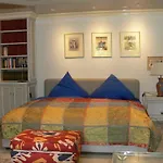 Die Villa Mettmann Bed and breakfast