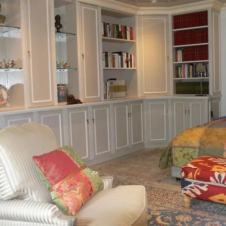 Die Villa Mettmann Bed & Breakfast