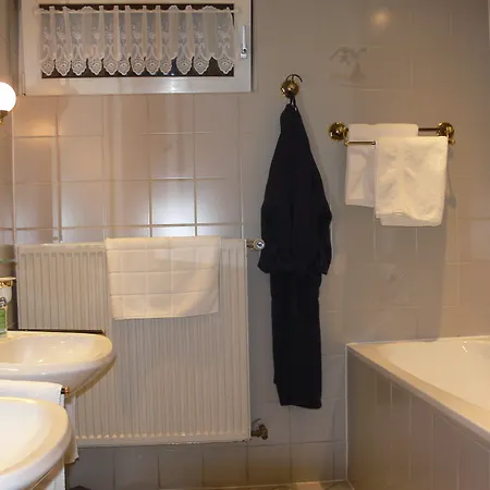 Die Villa Mettmann B&B