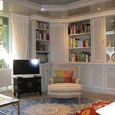 Bed & Breakfast Die Villa Mettmann