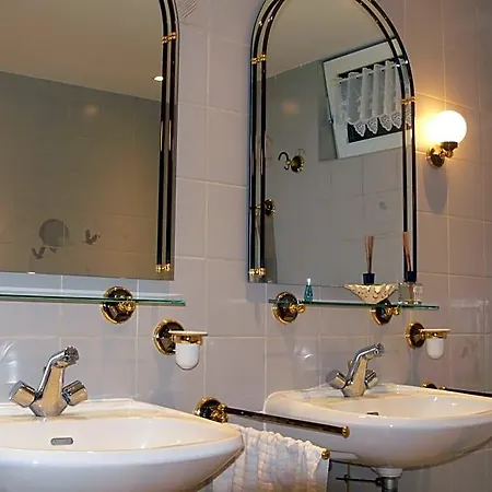 Die Villa Mettmann 4*