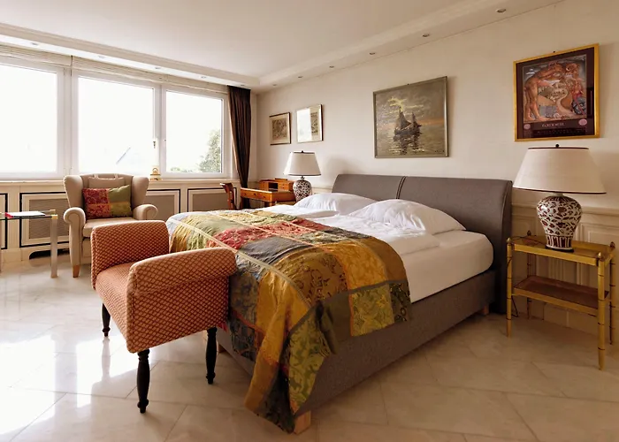 Die Villa Mettmann Bed & Breakfast