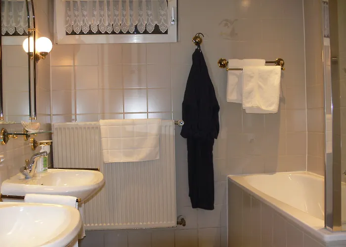 Die Villa Mettmann Bed & Breakfast